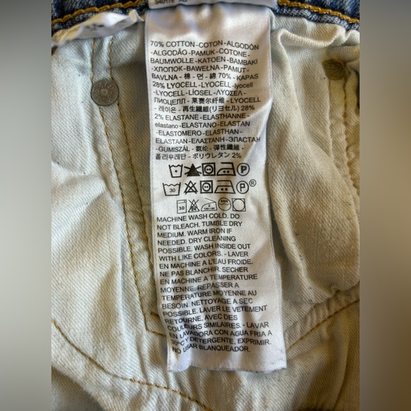 Levi's 514 Blue Straight Ripped Jeans for Men - Picture 4 of 4